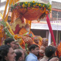 Grand procession to welcome Shankaracharya Swami Swarupananda in ‘Kumbh Mela’ !